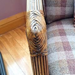 Stylish 4-piece Wicker Set