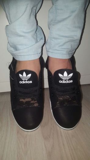 New lace trainer's