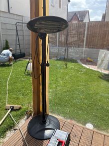 Outdoor electric heater