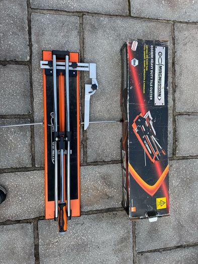 tile cutter