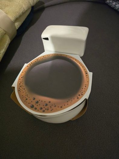 toilet design coffee mug novelty with ground coffee