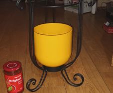 plant stand & ceramic pot