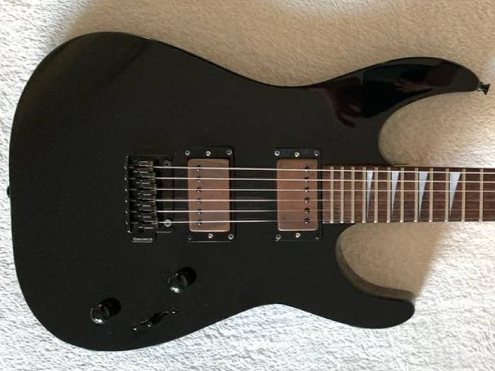 Jackson Dinky with Babicz Tremolo and Japan Neck