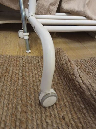 Adjustable Clothing Rail