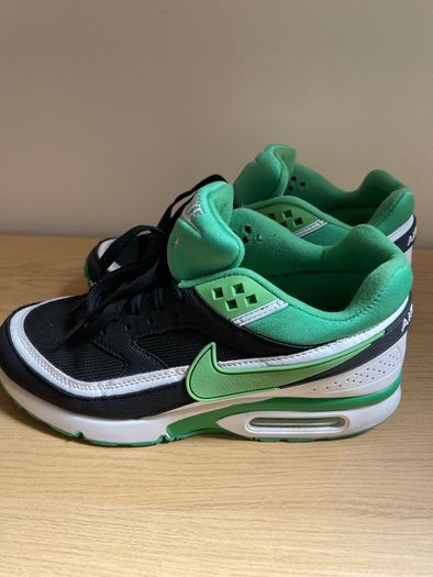 Nike Air Max men's trainers size 9,5 UK