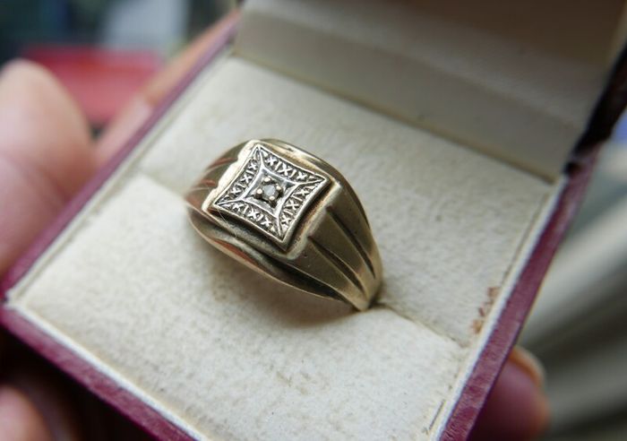 Vintage 9Ct Solid Yellow Gold 375 Diamond Mens Signet Ring 3,5g size S