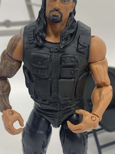 wwe elite series 25 &  26 The Shield Seth Rollins, Roman Reigns & Dean Ambrose action figures