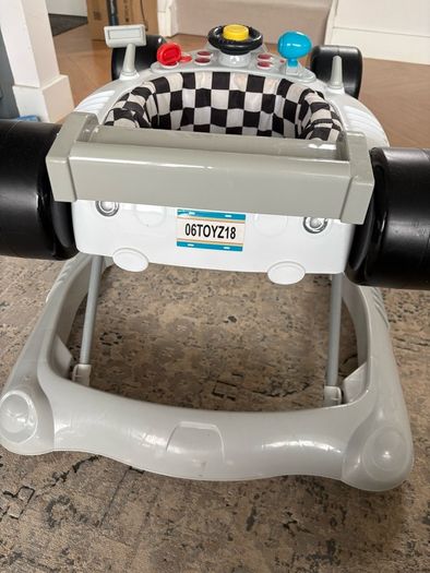 Babylo racing car walker
