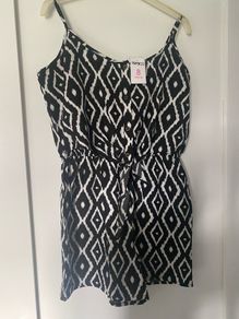 Size uk8 shorts jumpsuit