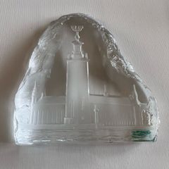 NYBRO  Cut Glass Paperweight 6inches Tall. 5inches Wide at base. Excellent condition