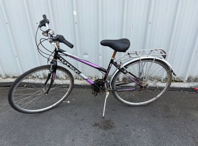 girls/ladies bicycle
