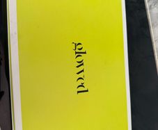 Glowed tanning kit