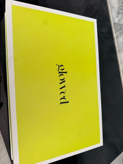 Glowed tanning kit