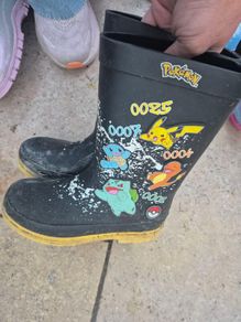 wellies