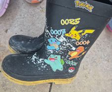 wellies