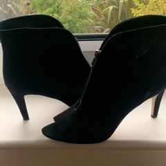 ladies shoes