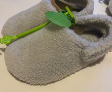 slippers crocs