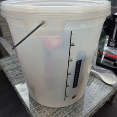 Complete Home Brewing Starter Kit + Bottles (Glass & Plastic)