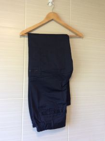 Brand New. Regatta Mens Outdoor/ Workwear Trousers. Waist 34 Inches. Inside Leg 31 Inches. Collect In Dublin Or Via Post.