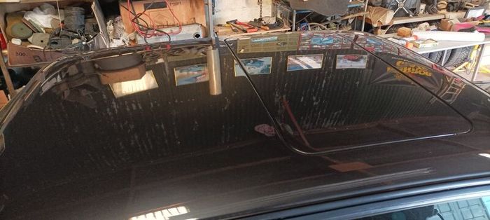 BMW E30 320ise 2 dr manual.