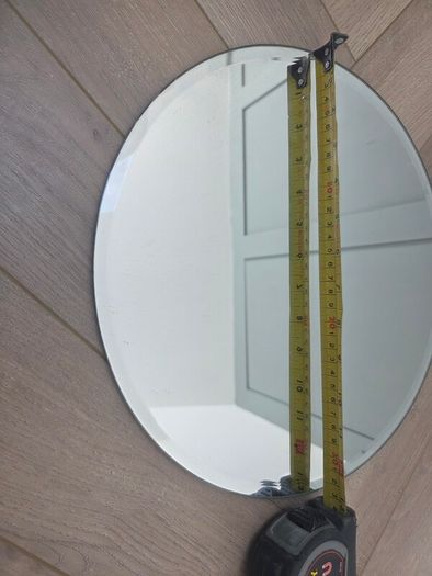 Mirror Plates Centrepieces