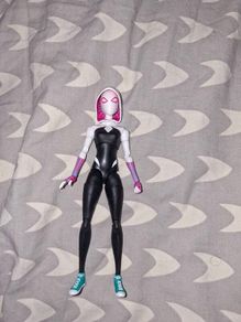 marvel legends spider gwen