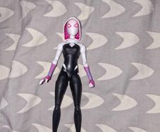 marvel legends spider gwen