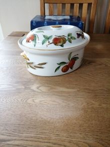 Royal Worcester Serving Dish Evesham Gold With Box New