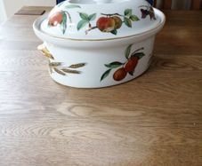 Royal Worcester Serving Dish Evesham Gold With Box New