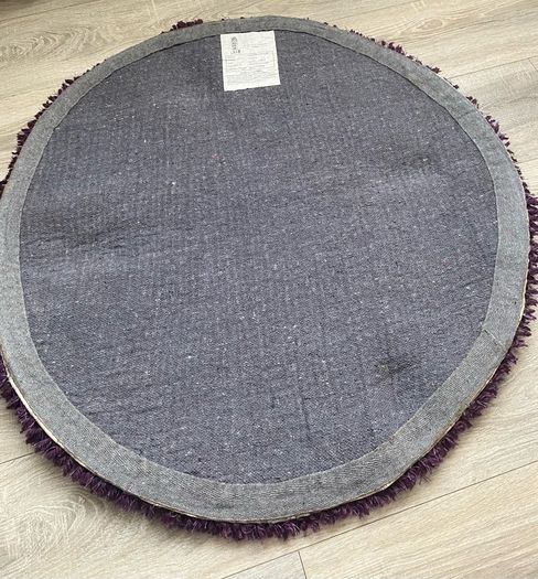 Shaggy Circle Purple Rug 80cm in very good condition