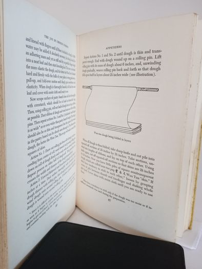 The Joy of Chinese Cooking by Doreen Yen Hung Feng (HQ256)