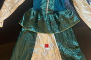 Horrible histories Queen dress