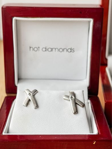 Silver Hot Diamonds Necklace And Earrings Set