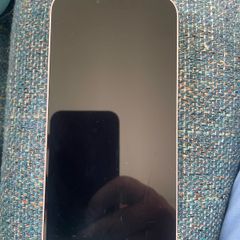 iPhone 13 128gb. Pink.