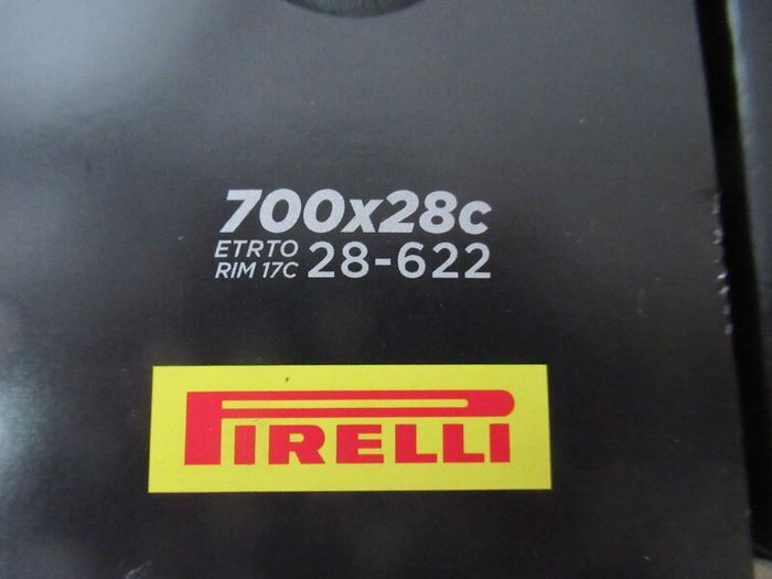 Pirelli P 7 Sport Clincher 700c tyres 28mm X 2