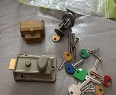 yale lock
