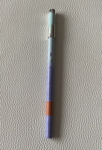 Kosas Hotliner Hyaluronic Acid Contouring Lip Liner shade Epic 0.5g