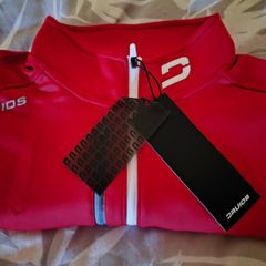 New Druids medium Ultrablend Quarter Zip Top