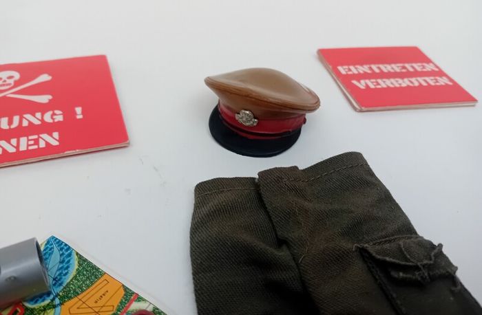 Palitoy Action Man Escape from Colditz Escape Officer Part Outfit