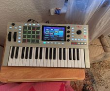Akai Mpc Keys 37 second Generation