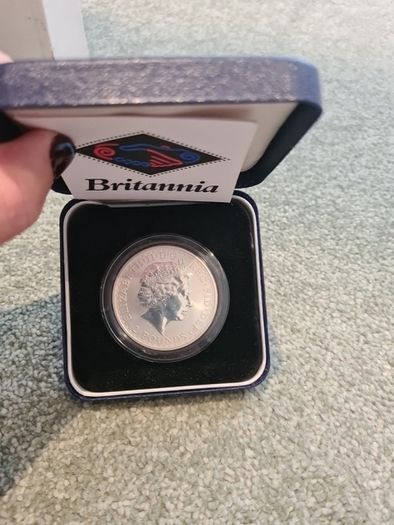 1998 British 1 oz Silver Britannia coin featuring the iconic standing Britannia design by Philip Nathan.
