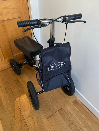 Knee scooter