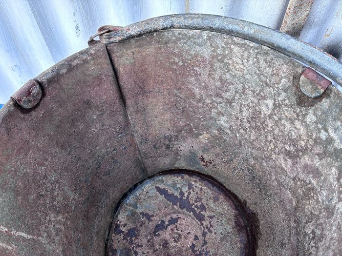 Vintage Beldray galvanised bucket