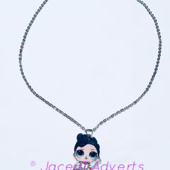 Girl Doll Necklace "THE QUEEN" From Lol Glam Glitter