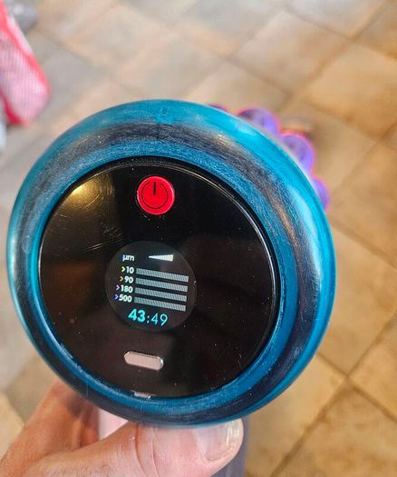 Dyson 5 gen with 2 Batteries