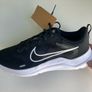 Nike Trainers - Brand New size 9 Image 2