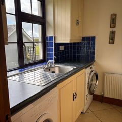 Utility Room Units, sink and integrated freezer
