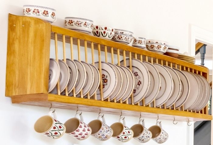 Sold elm wooden plate rack.