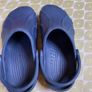 Navy blue crocs Image 3