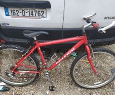 raleigh bikes x 2